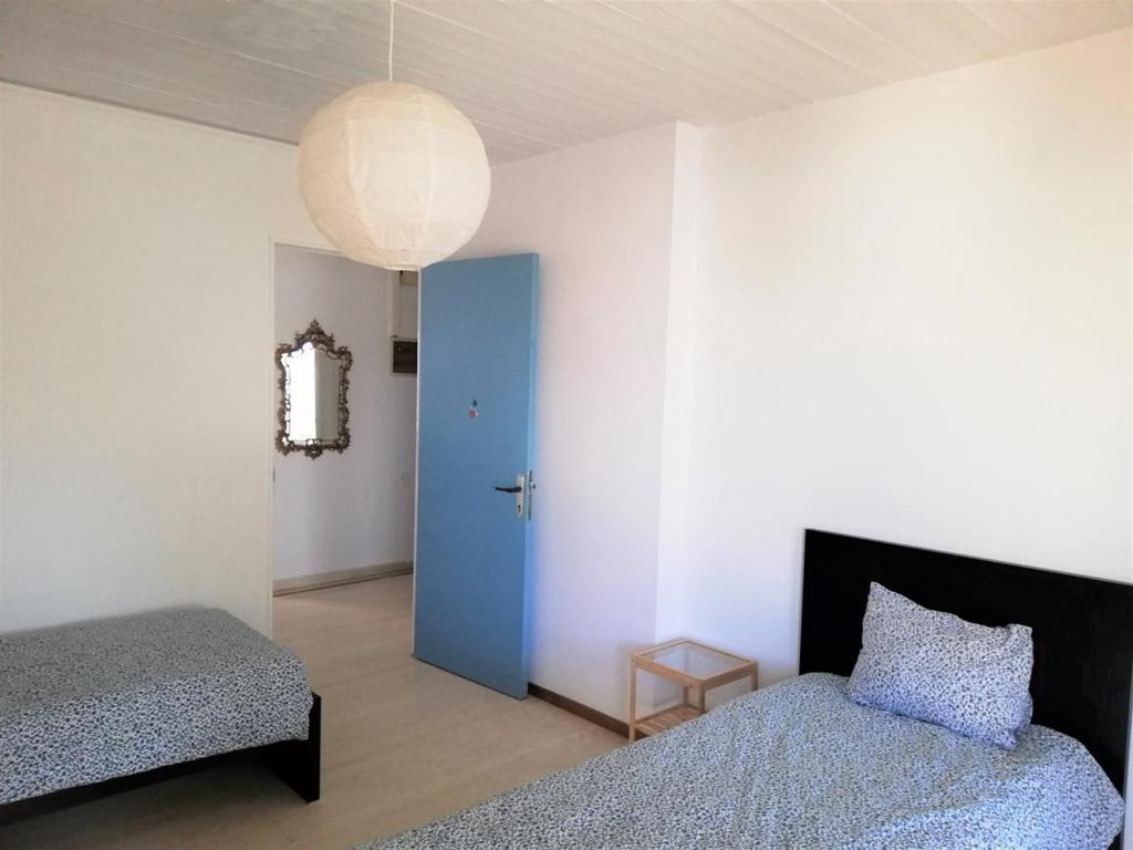 5Th Floor Apartment With Balcony Athene Buitenkant foto